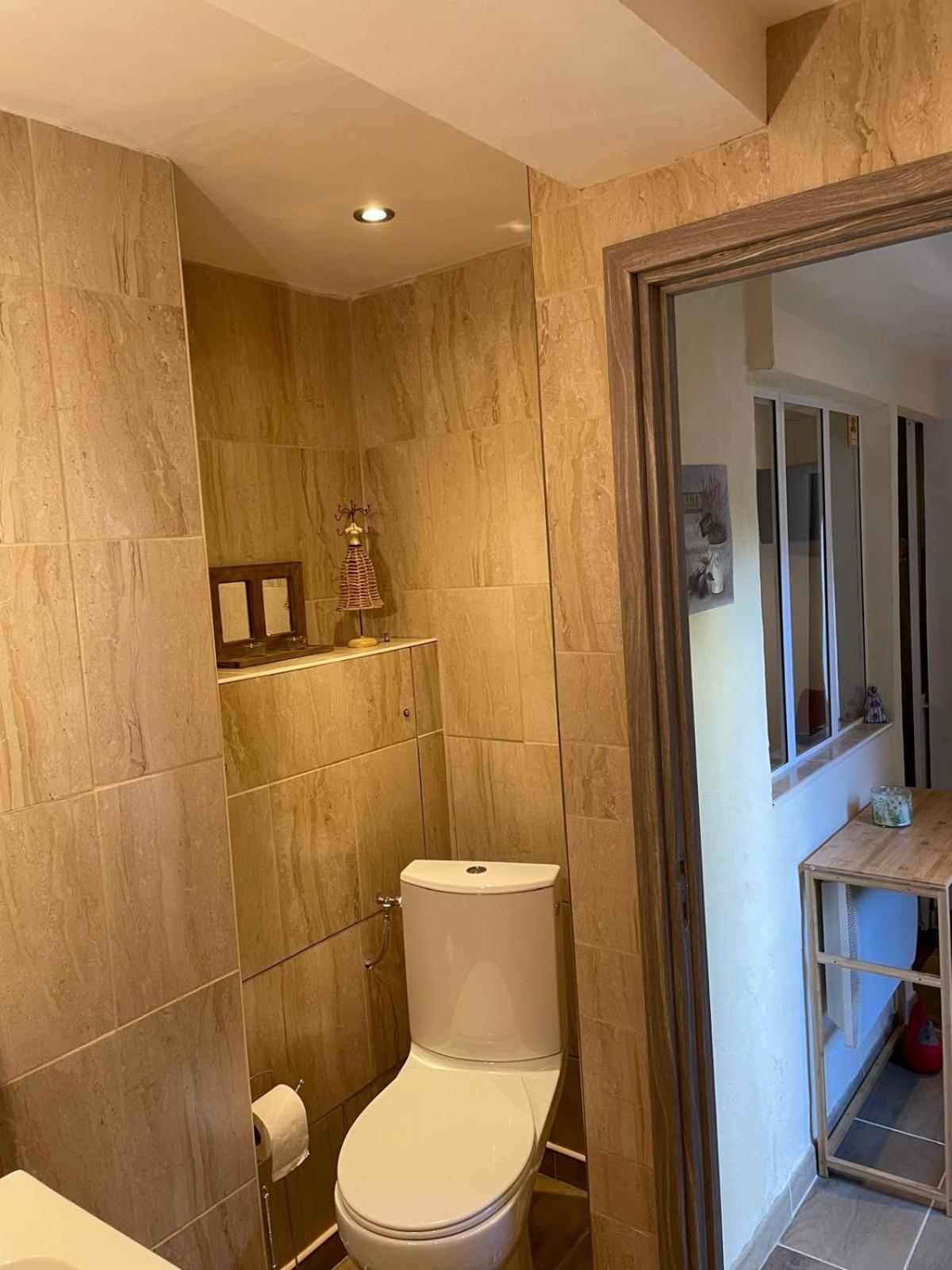 Appartement De Plain-Pied Avec Jardin อาวีญง ภายนอก รูปภาพ